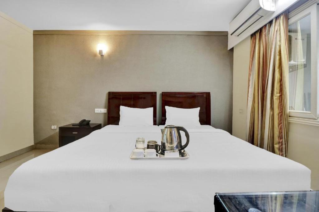 Hotel Aec Residency à Alappuzha Extérieur photo