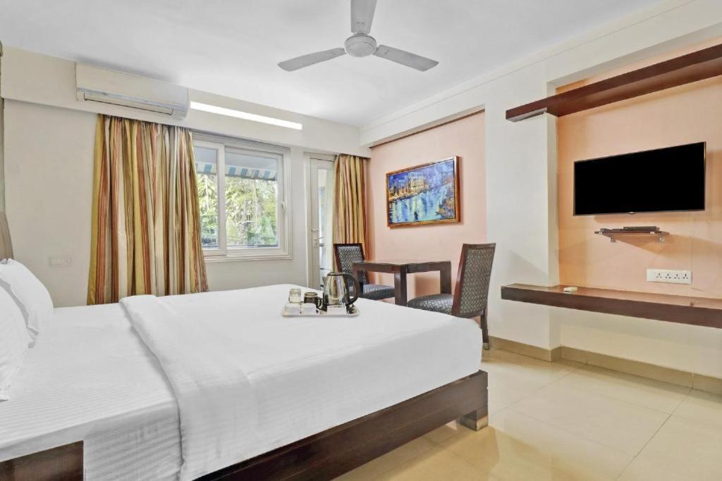 Hotel Aec Residency à Alappuzha Extérieur photo