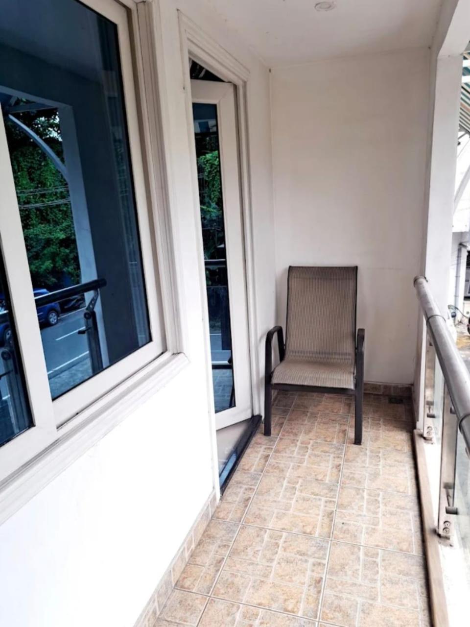 Hotel Aec Residency à Alappuzha Extérieur photo
