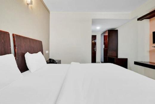 Hotel Aec Residency à Alappuzha Extérieur photo